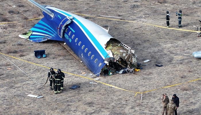 38 dead as Azerbaijani jet crashes in Kazakhstan