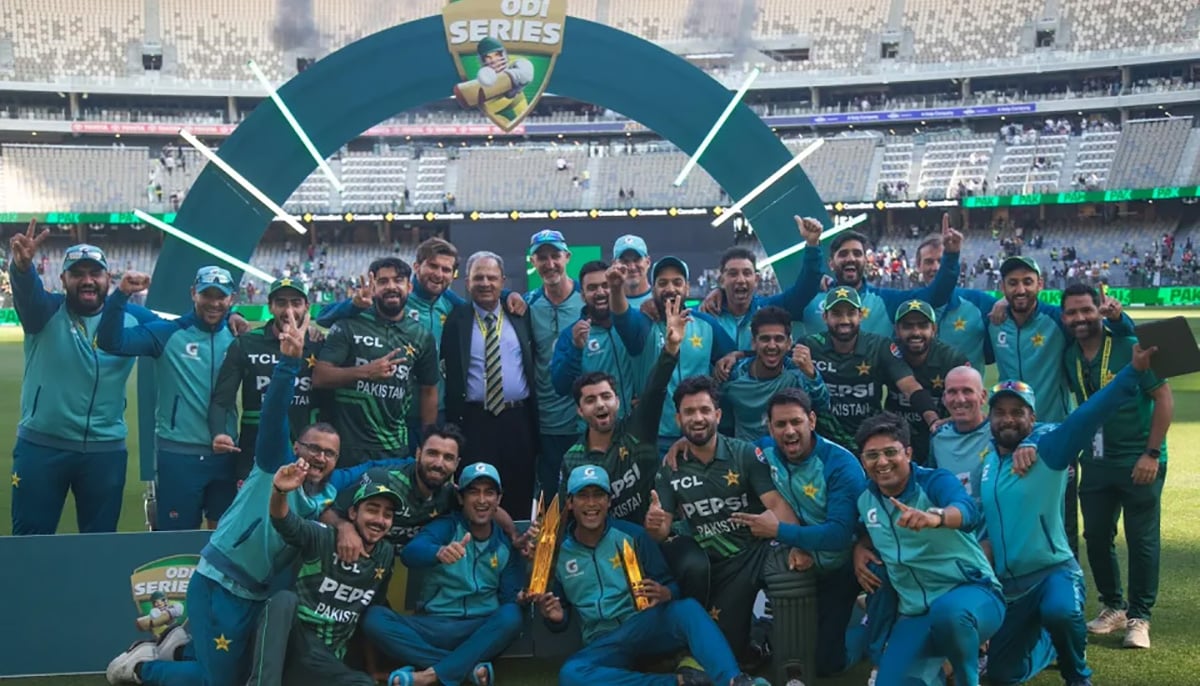 Pakistan players pose with the trophy after winning the three-match ODI series against Australia in Perth on November 10, 2024. — Facebook/@PakistanCricketBoard