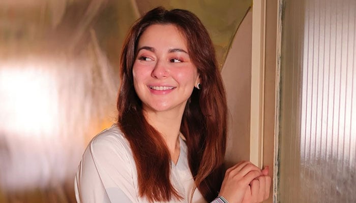 Hania Aamir reveals reason for leaving Dallas show