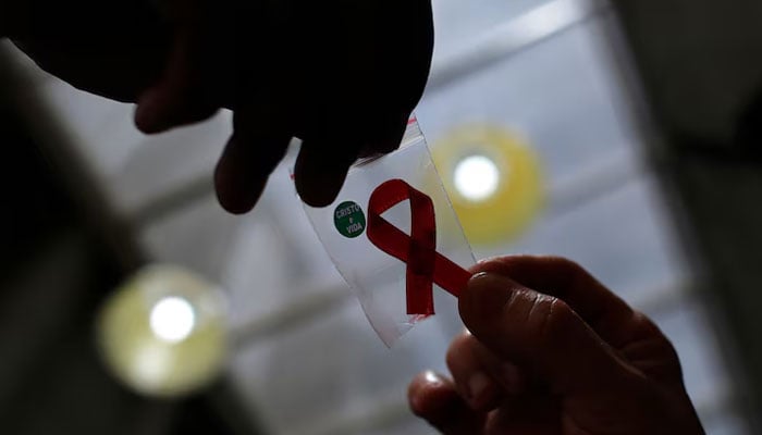 HIV epidemic worsens in Pakistan with over 1,000 monthly infections