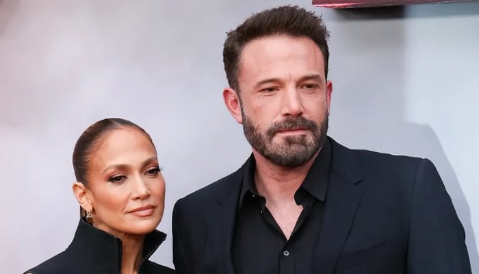 Jennifer Lopez, Ben Affleck not close to finalizing divorce: Report