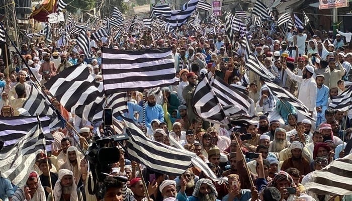 JUI-F asks supporters to get ready for anti-govt protest