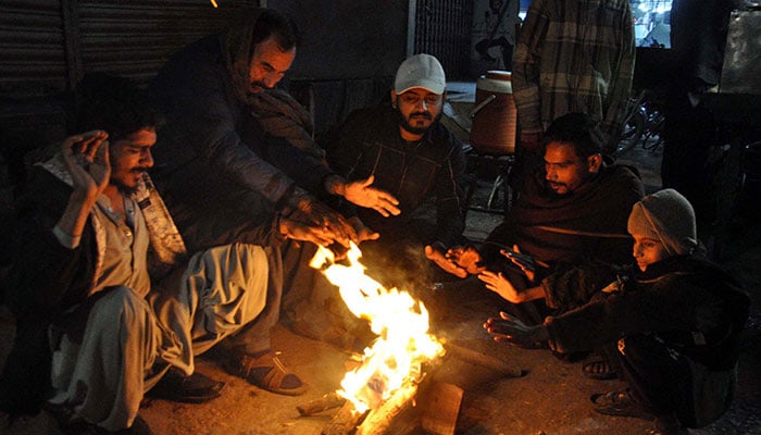 Karachi endures coldest night of season with mercury dropping to 8.5°C