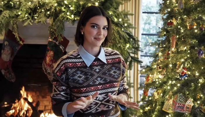 Kendall Jenner eyes to win annual Christmas competition