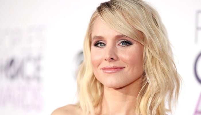 Kristen Bell unveils surprising ‘Wicked’ Christmas tree