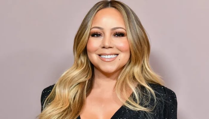 Mariah Carey sparks concerns by putting on ‘happy show:’ Source