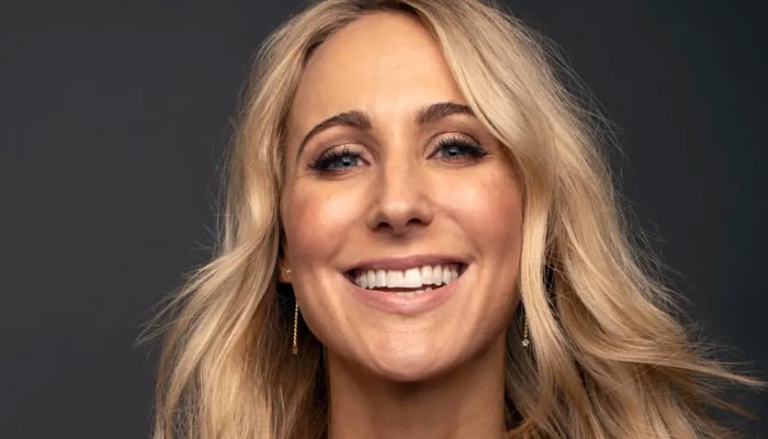 Nikki Glaser puts plastic surgery on hold for THIS exciting offer