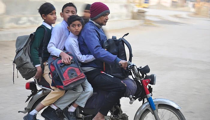 Schools in Sindh, including Karachi, to reopen tomorrow after winter vacations