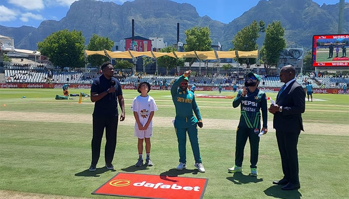 Second ODI: South Africa win toss, opt to bowl first against Pakistan