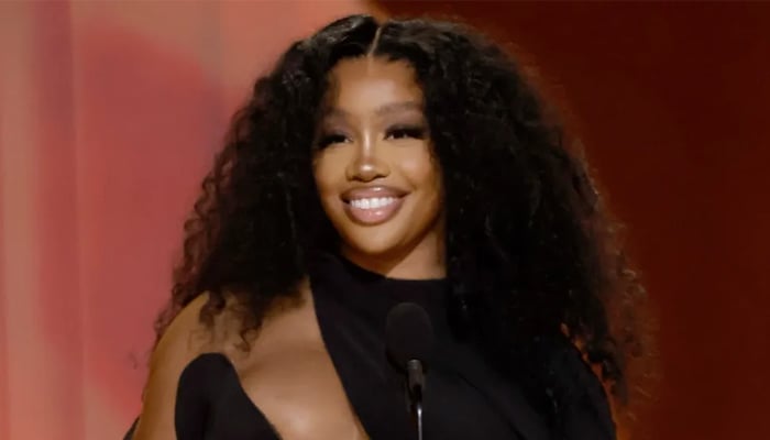 SZA teases exciting ‘Lana’ update for New Years