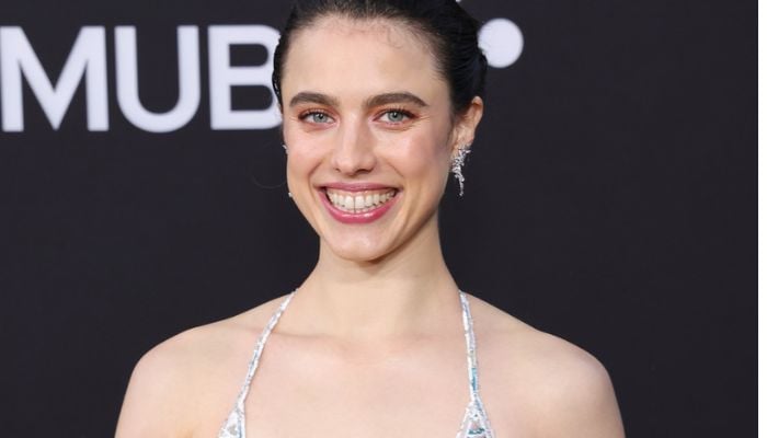 Margaret Qualley’s father pays tribute to her at the Golden Globes