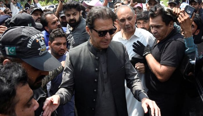 PTI ‘seeks Imran Khan’s release via executive order’ in talks with govt